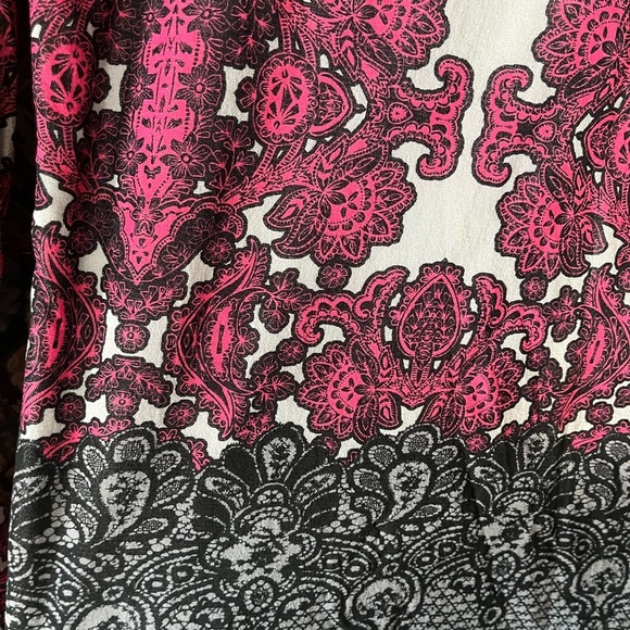 Pink and Black Patterned Long Sleeve Top - Picture 6 of 6